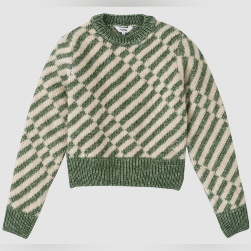 KOTN Women's Asilah Cropped Pattern Sweater